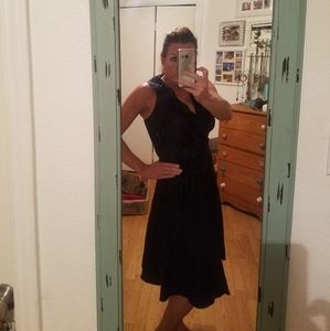 Sleeveless navy blue linen dress